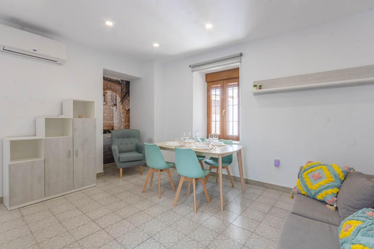 Apartamentos Miguel De Cervantes Centro Cordova Esterno foto