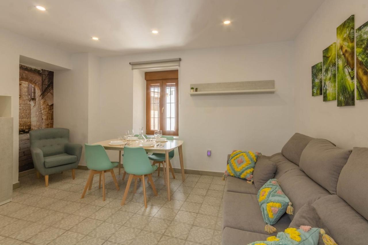 Apartamentos Miguel De Cervantes Centro Cordova Esterno foto