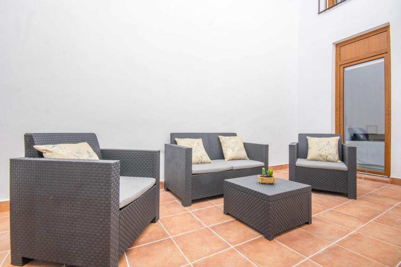 Apartamentos Miguel De Cervantes Centro Cordova Esterno foto