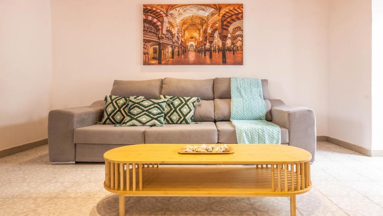 Apartamentos Miguel De Cervantes Centro Cordova Esterno foto