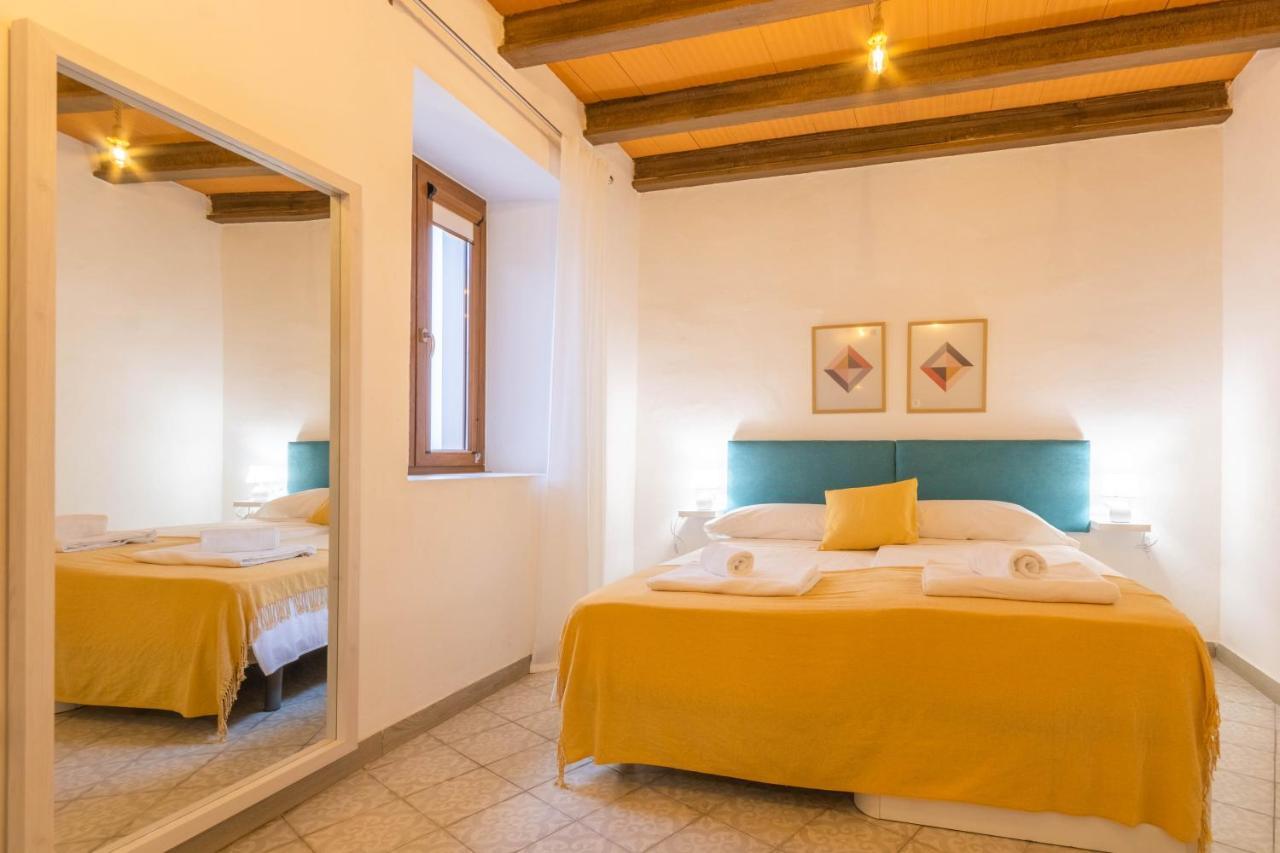 Apartamentos Miguel De Cervantes Centro Cordova Esterno foto