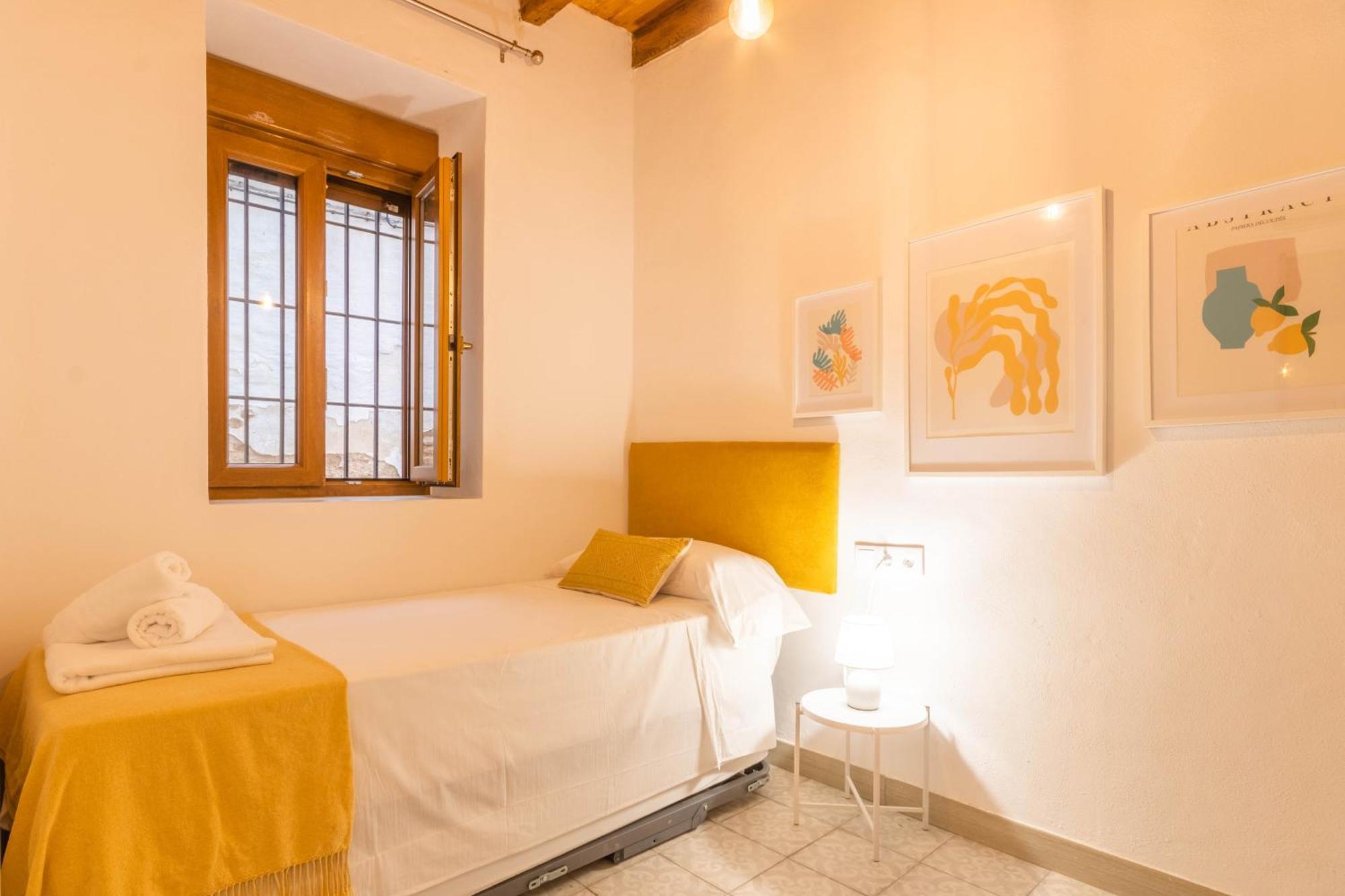 Apartamentos Miguel De Cervantes Centro Cordova Esterno foto
