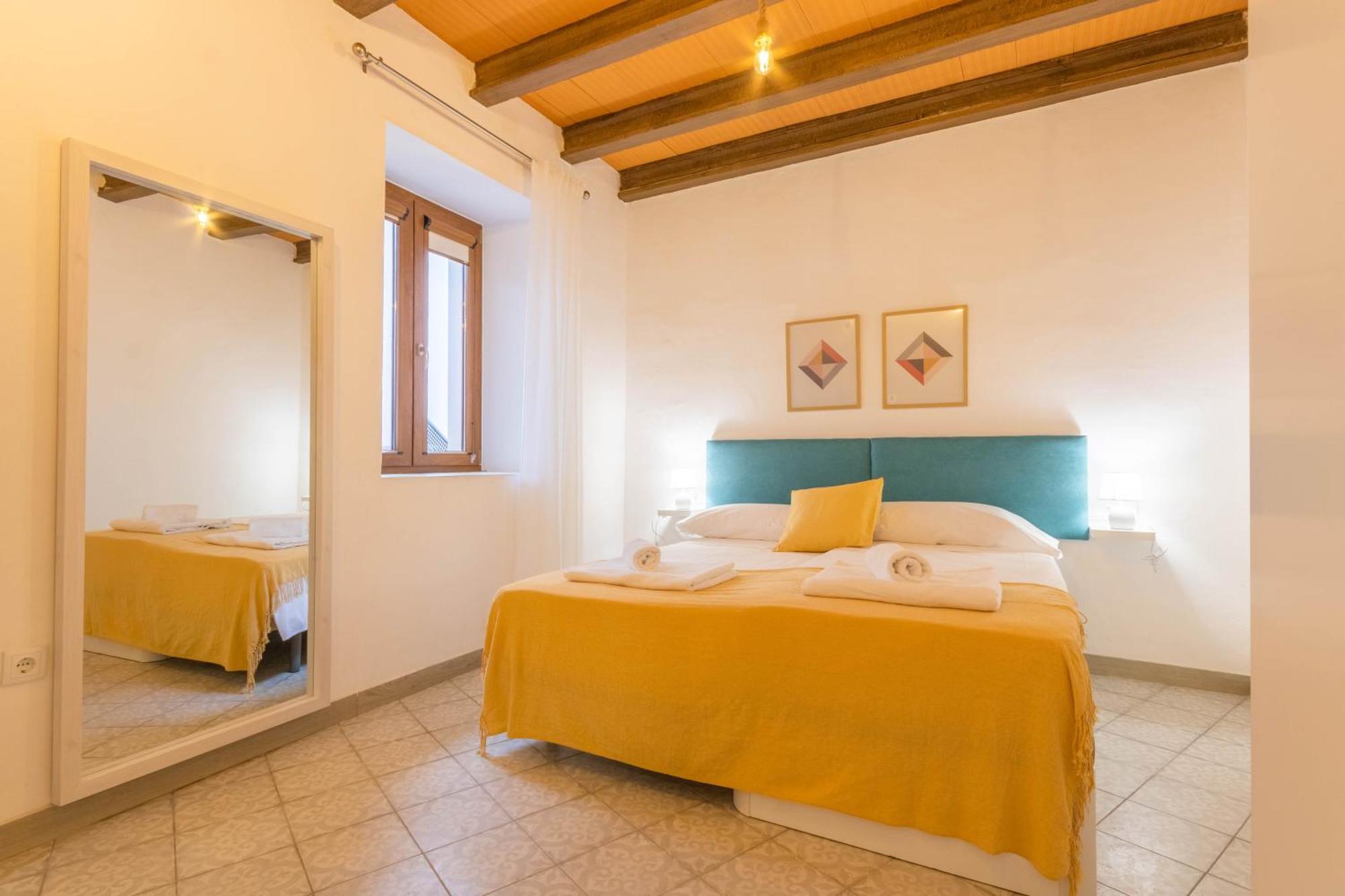Apartamentos Miguel De Cervantes Centro Cordova Esterno foto