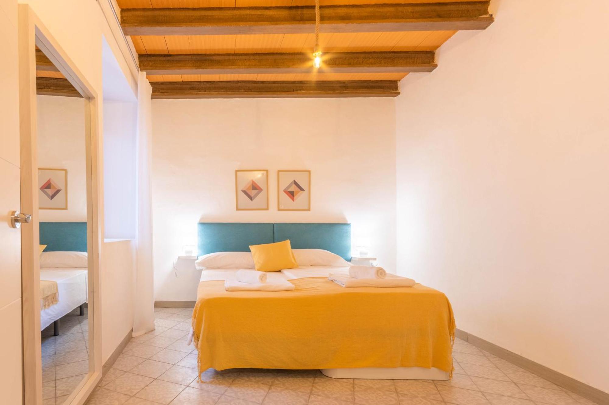 Apartamentos Miguel De Cervantes Centro Cordova Esterno foto